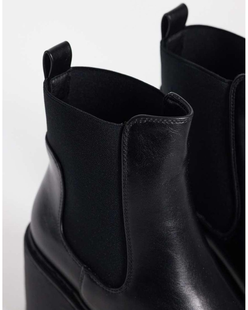 SEQWL Black Fuzzy Chunky Chelsea Boots