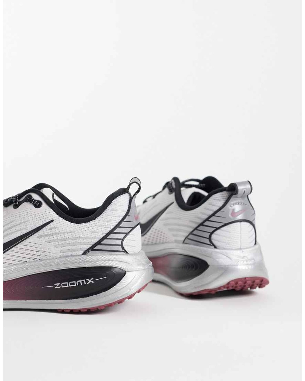 Nike White Vomero 18 Trainers