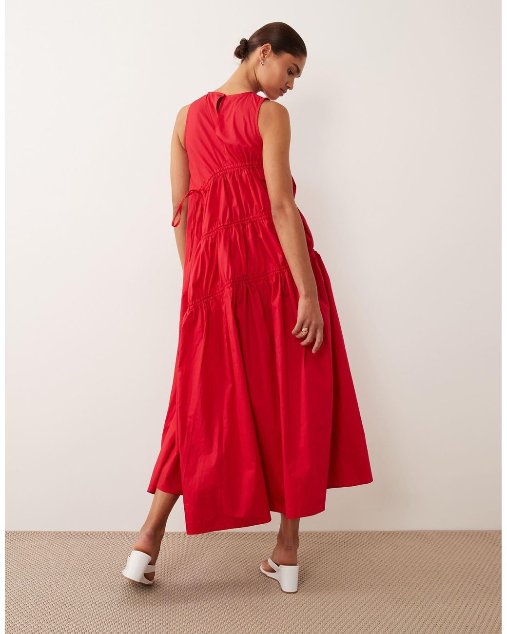 Ghospell Red – ärmelloses midikleid