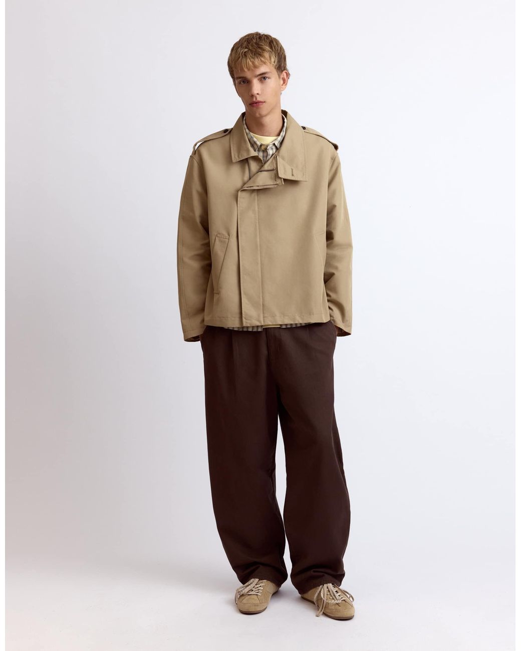 Pull&Bear Natural Kurzer trenchcoat
