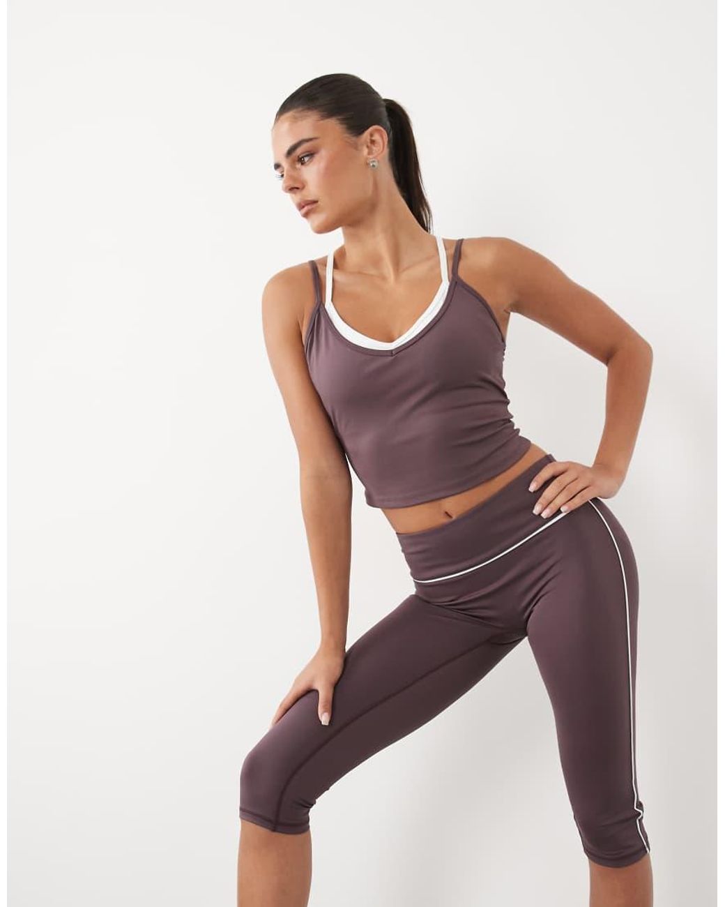 4505 Natural Active Double Layer V Neck Cami With Inner Bra