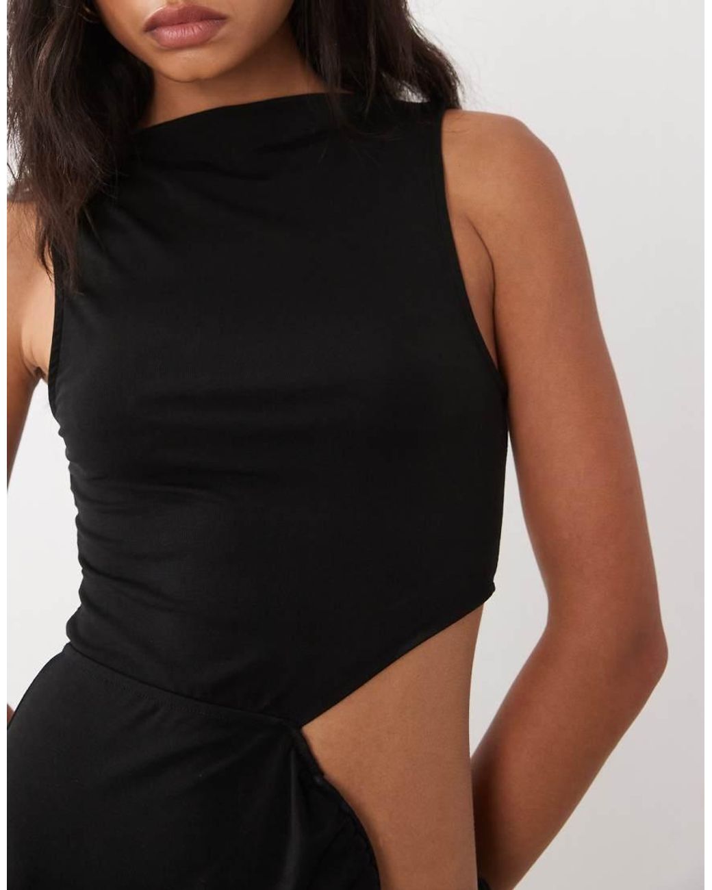 SNDY'S White Straight Neck Cut Out Side Detail Maxi Dress