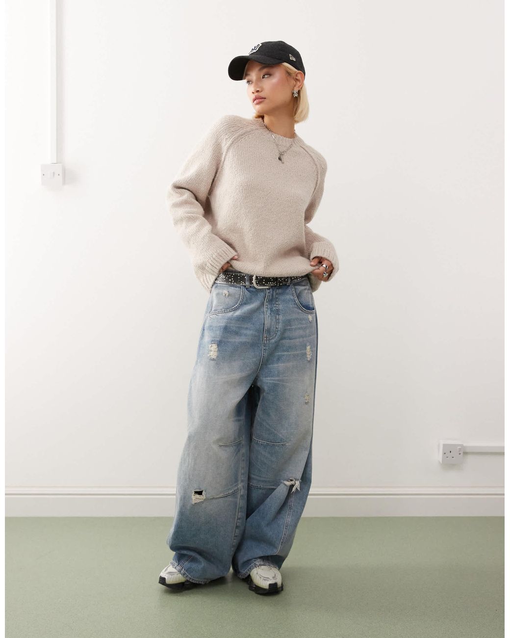 Weekday Blue – oversize-pullover aus noppengarn