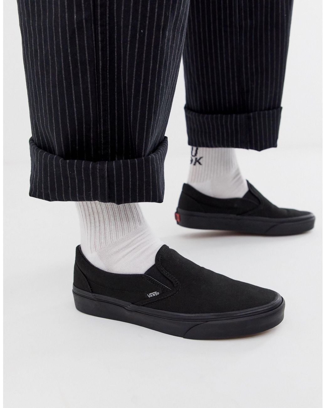 mens black classic vans