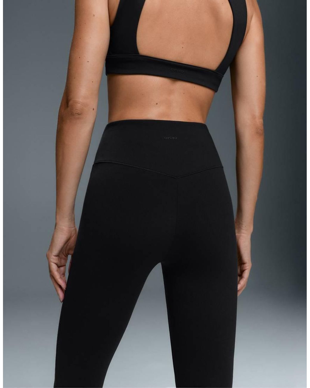 Oysho Black Evermore 65Cm High Rise Ankle-Length Leggings