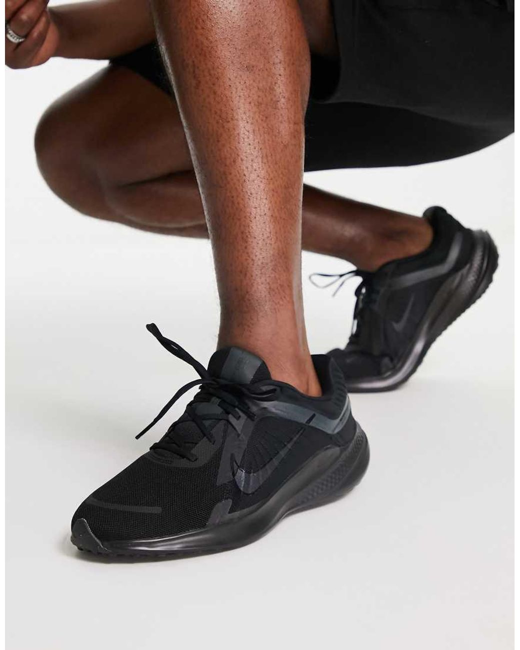 Nike Black Quest 5 Trainers for men