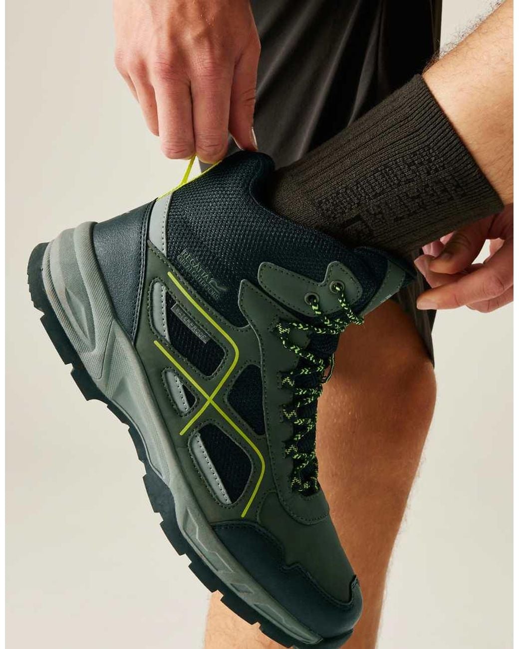 Regatta Green Waterproof Breathable Vendeavour Boots for men