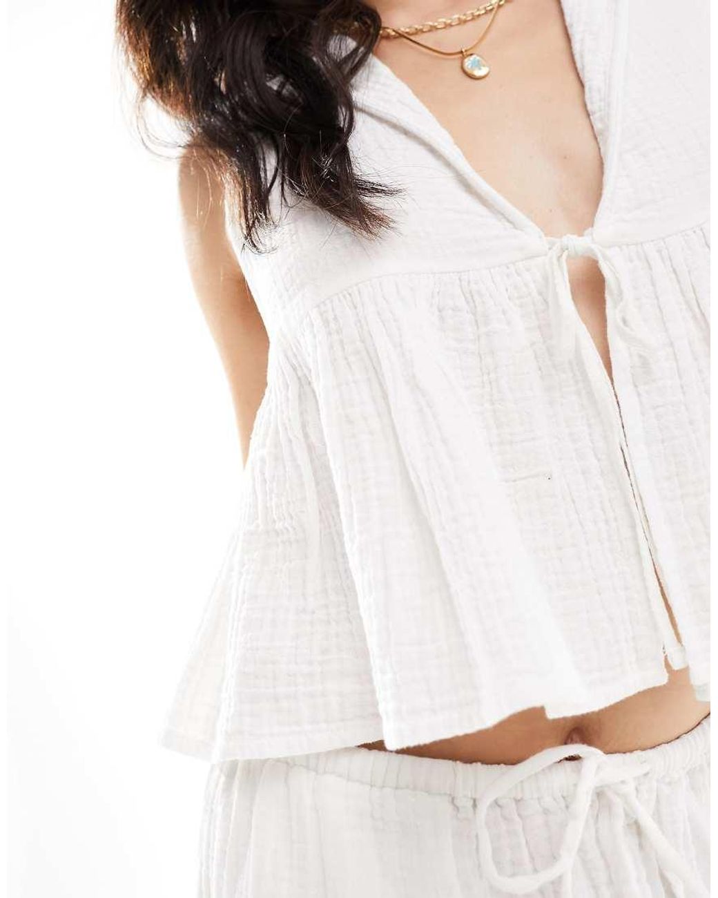 Iisla & Bird White Tie Front Beach Waistcoat
