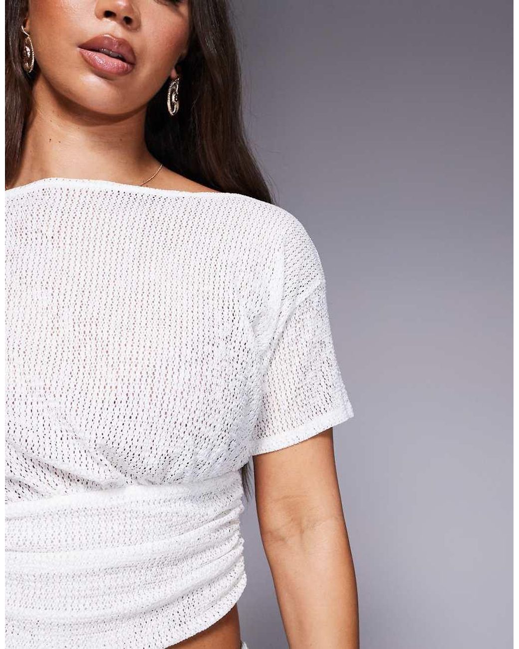 ASOS Asymmetrische Doorschijnende Top Met Blote Schouder, Korte Mouwen, Textuur En Getailleerd Detail in het Gray