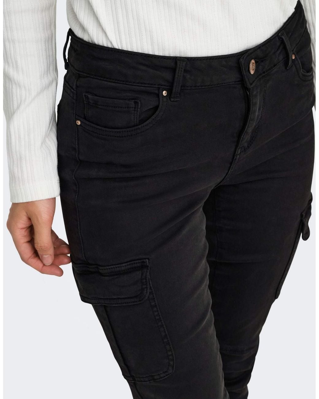 ONLY White Missouri regular waist slim fit cargo-hose mit cargo-taschen