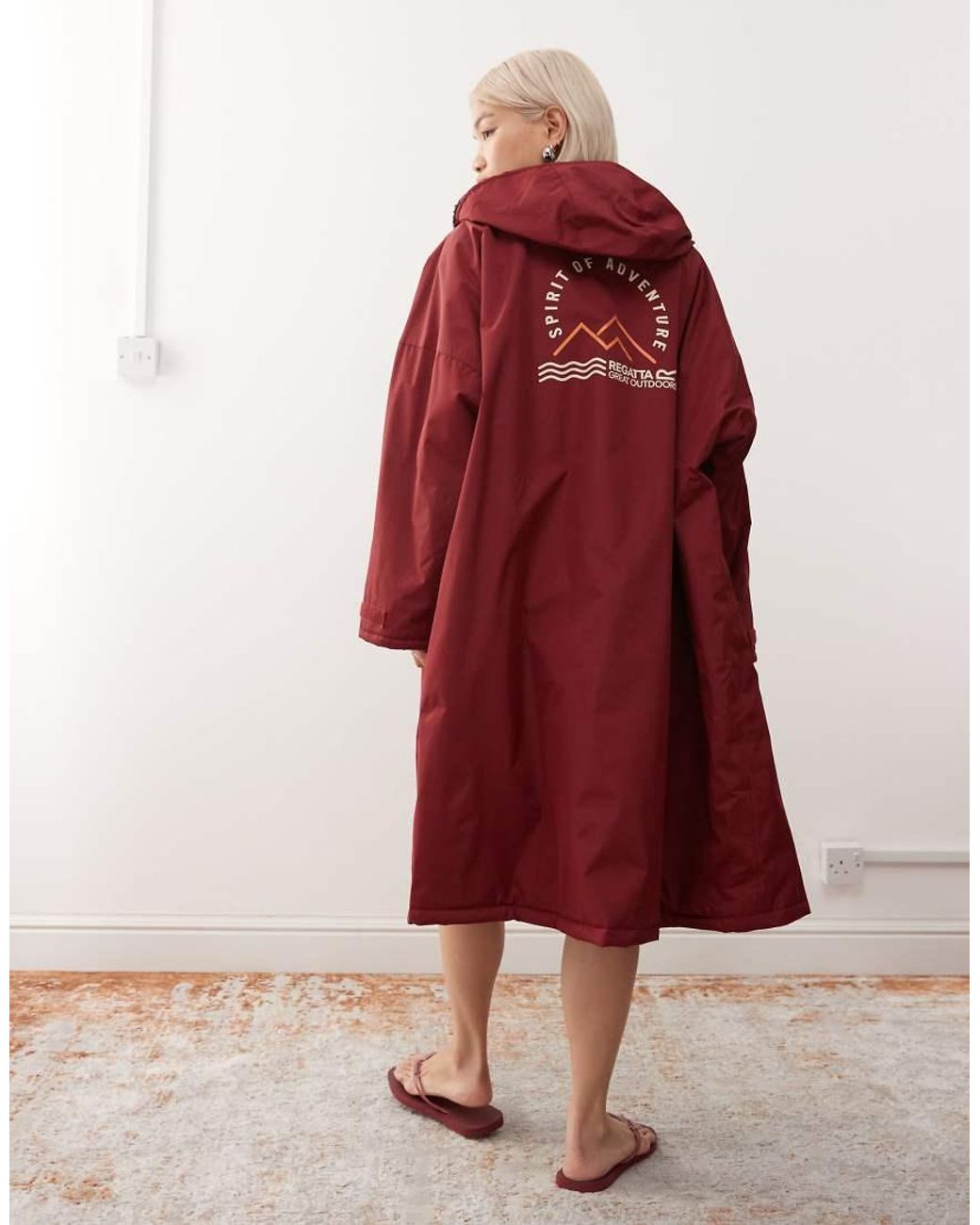 Regatta Red Adult Waterproof Changing Robe
