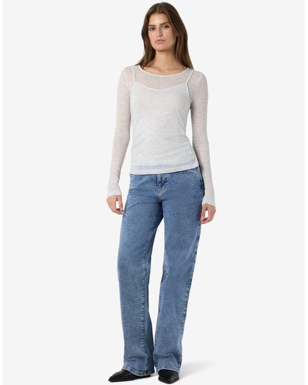 Noisy May White Top