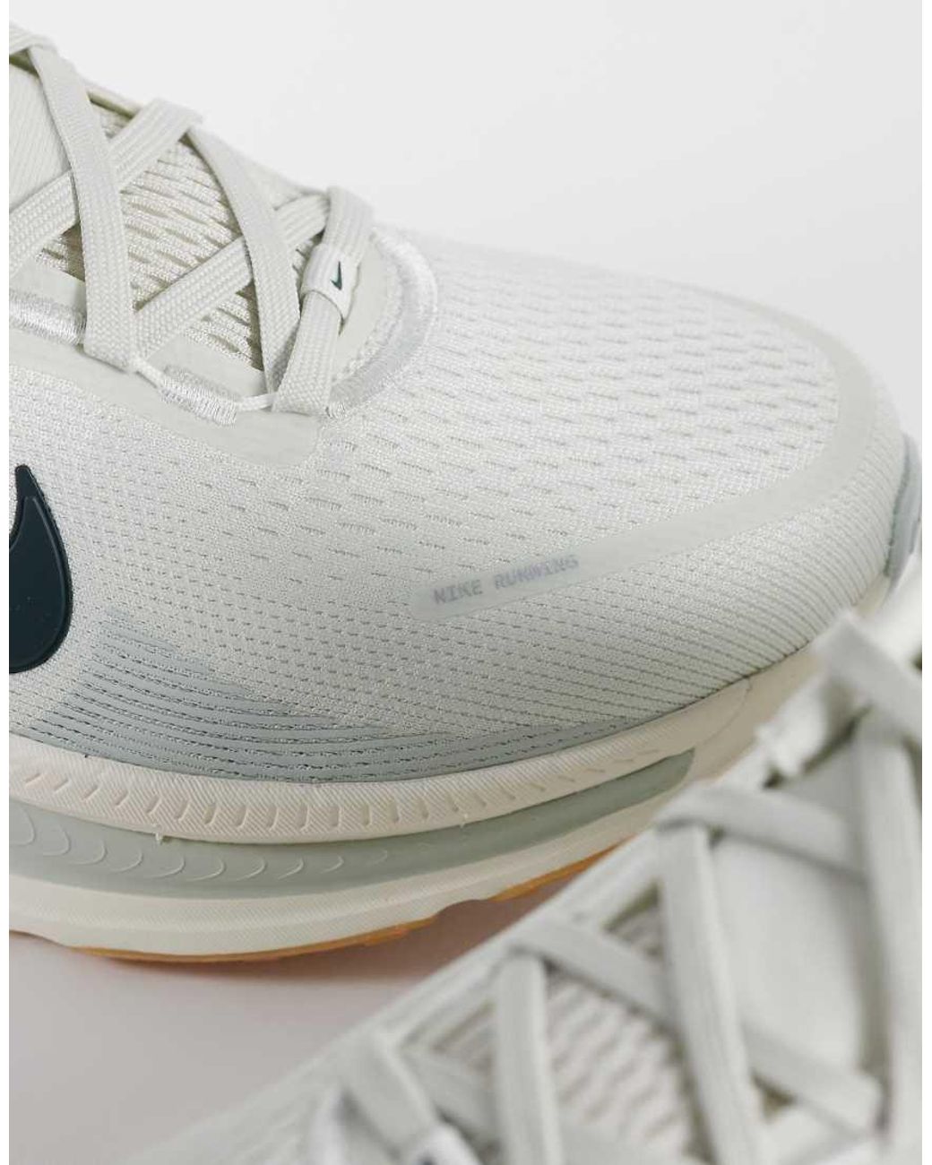 Nike Green Vomero 18 Trainers for men