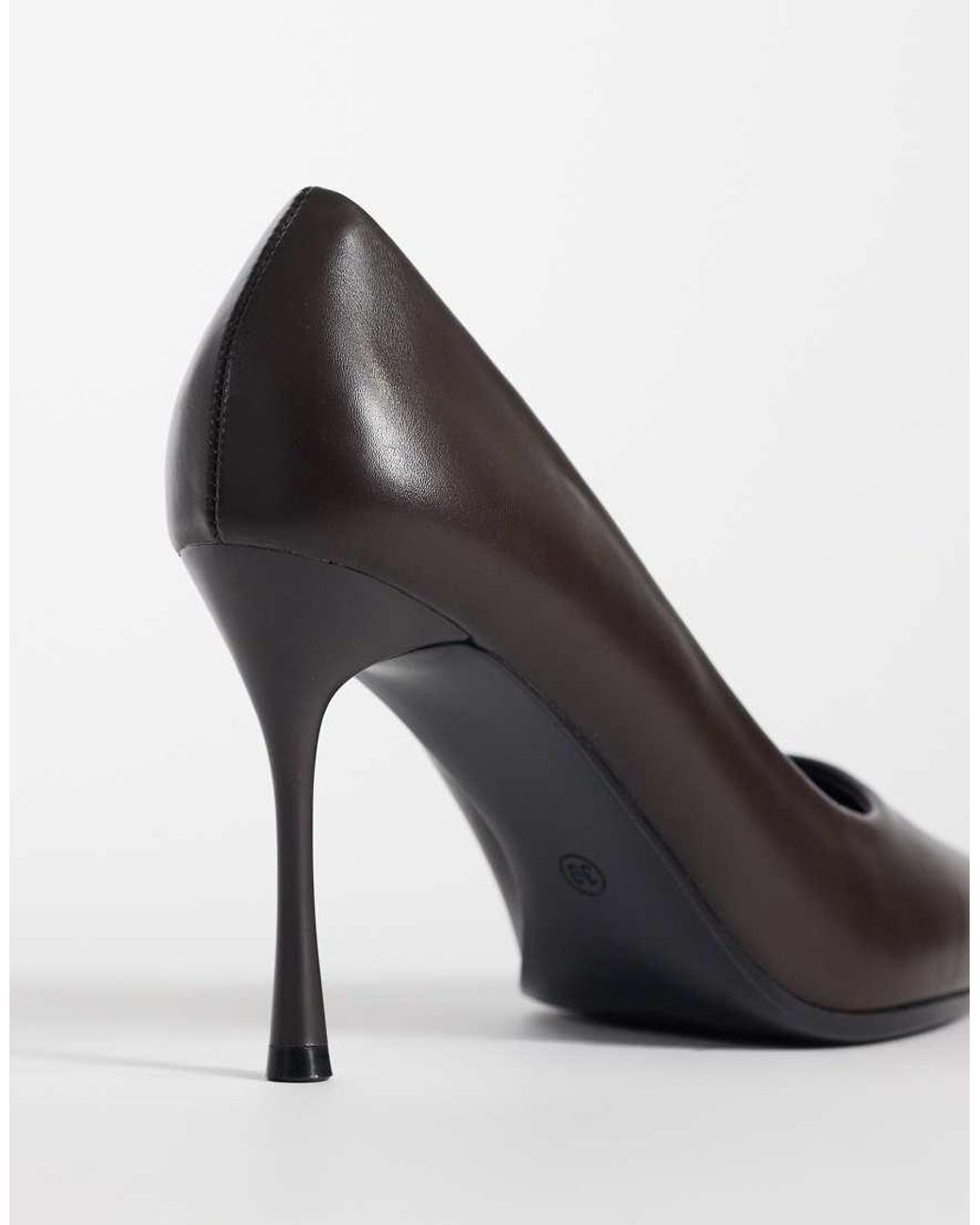 SEQWL Brown Pumps With Gold Detail