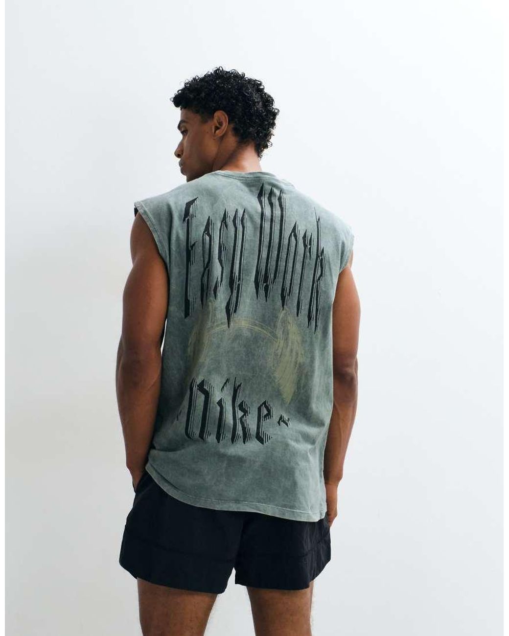 Nike Gray Sleeveless Graphic Print Vest for men