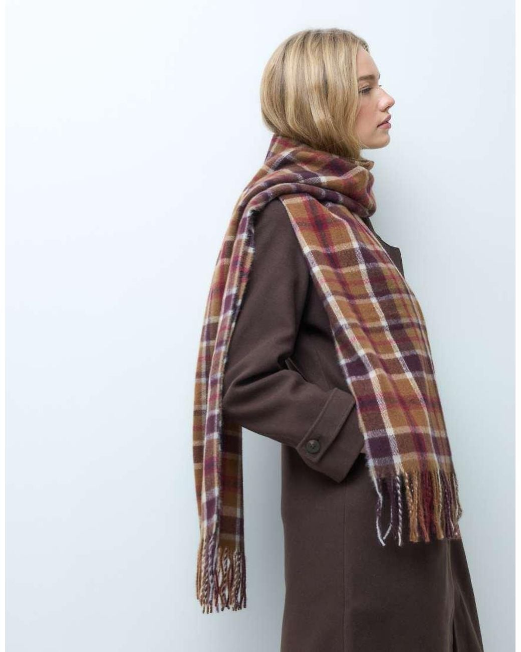 Mango Brown Knitted Scarf With Tassles