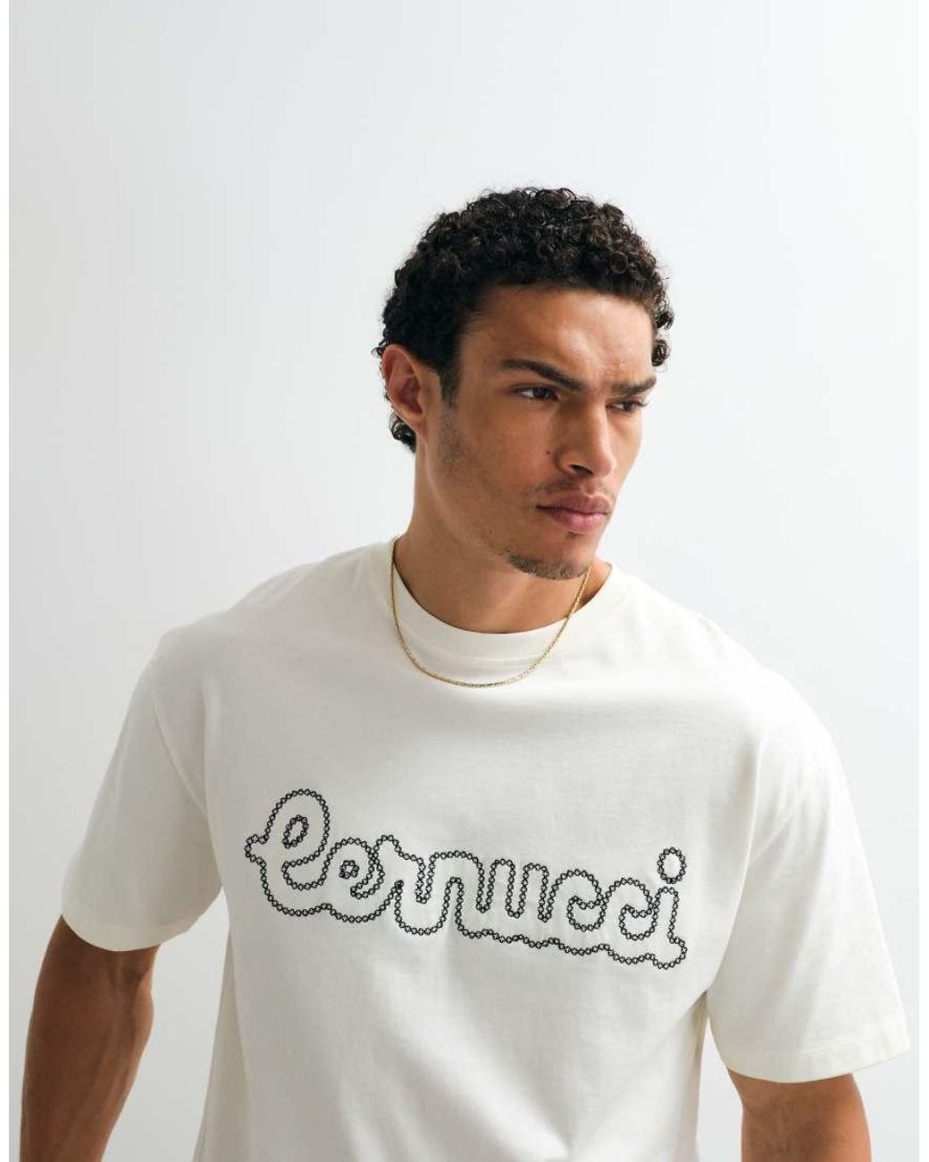 CERNUCCI White Regular Fit T-shirt With Stitched Logo for men