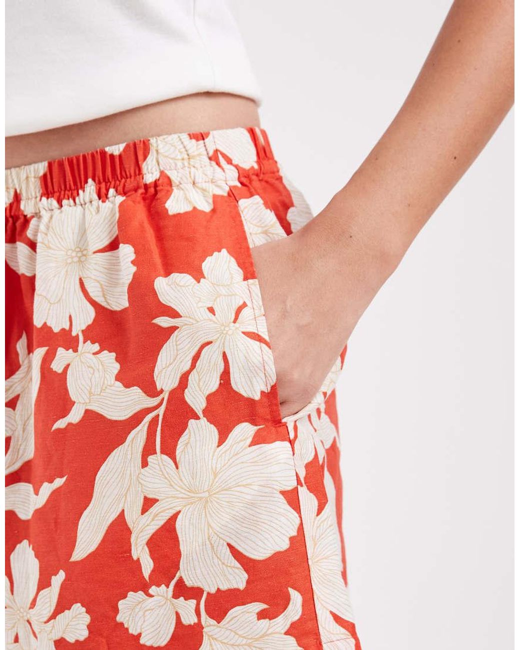 Gant Red Linen Mix Floral Print Shorts