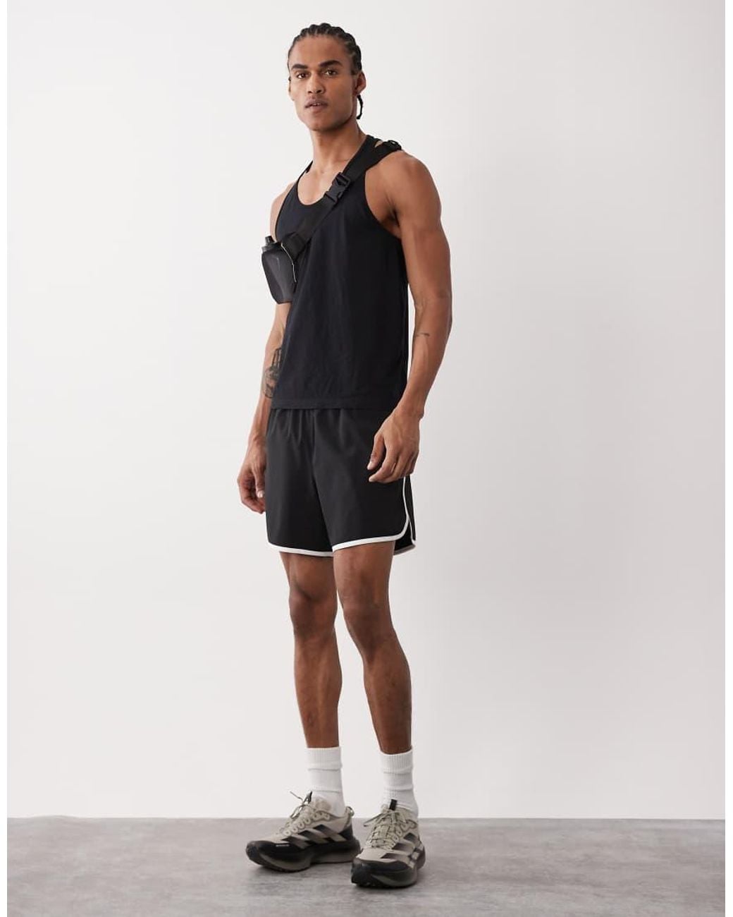 4505 Black Lightweight Performance Seamless Mesh Running Vest for men