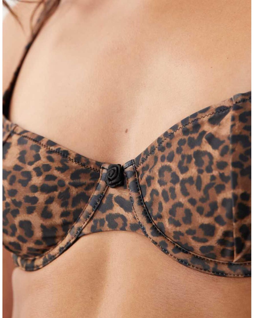 ASOS Kitty in het Brown