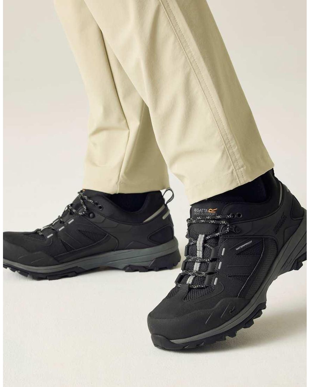 Regatta Black Breathable Water-Resistant Regen Low Shoes for men