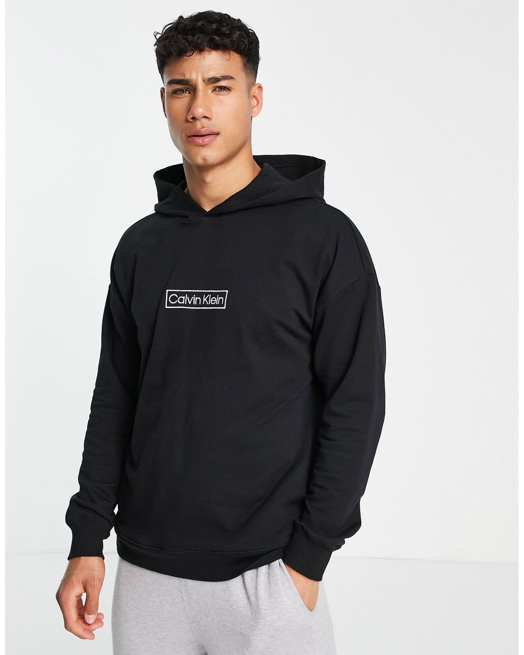 Sudadera negra Calvin Klein de hombre de color Negro | Lyst