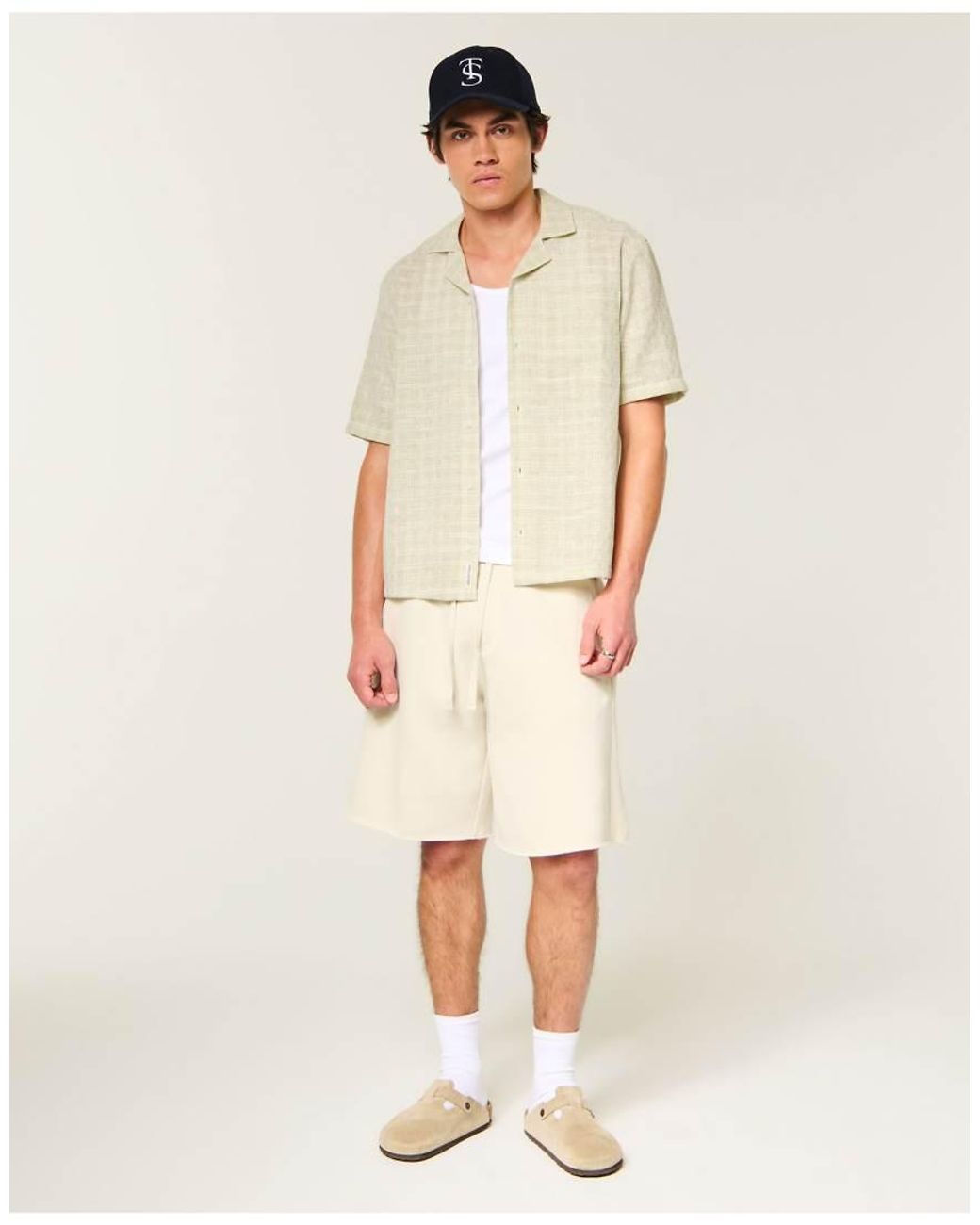 Hollister Natural Boxy Short-Sleeve Textured Button-Through Shirt for men
