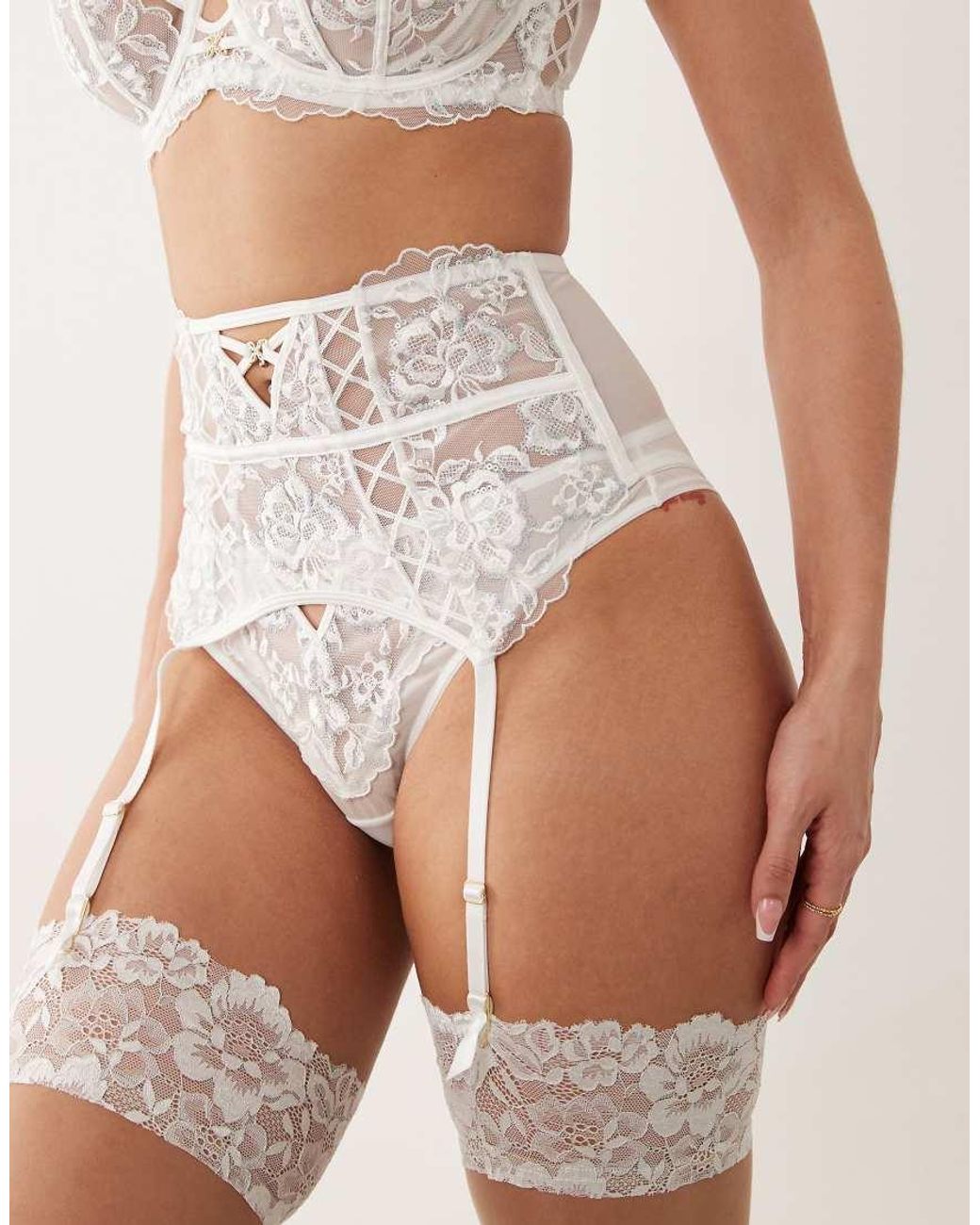 Ann Summers White Endless Attraction Bridal Waspie