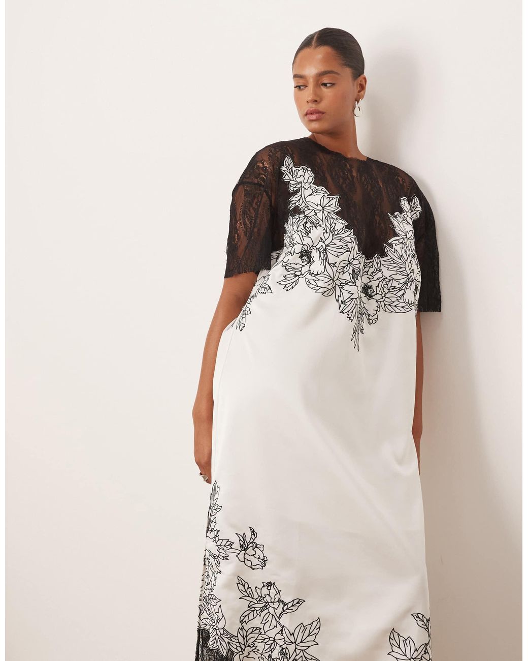 ARRANGE Natural Curve – besticktes midi-säulenkleid aus satin