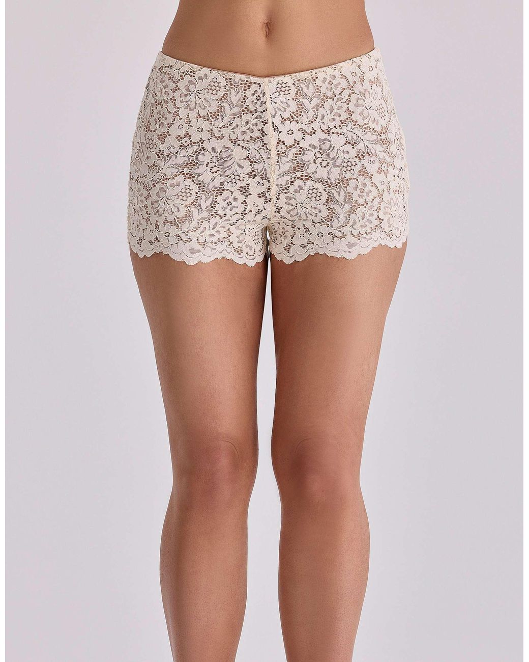 Margot - mini short en dentelle côtelée - ivoire vintage House Of Cb en coloris Brown