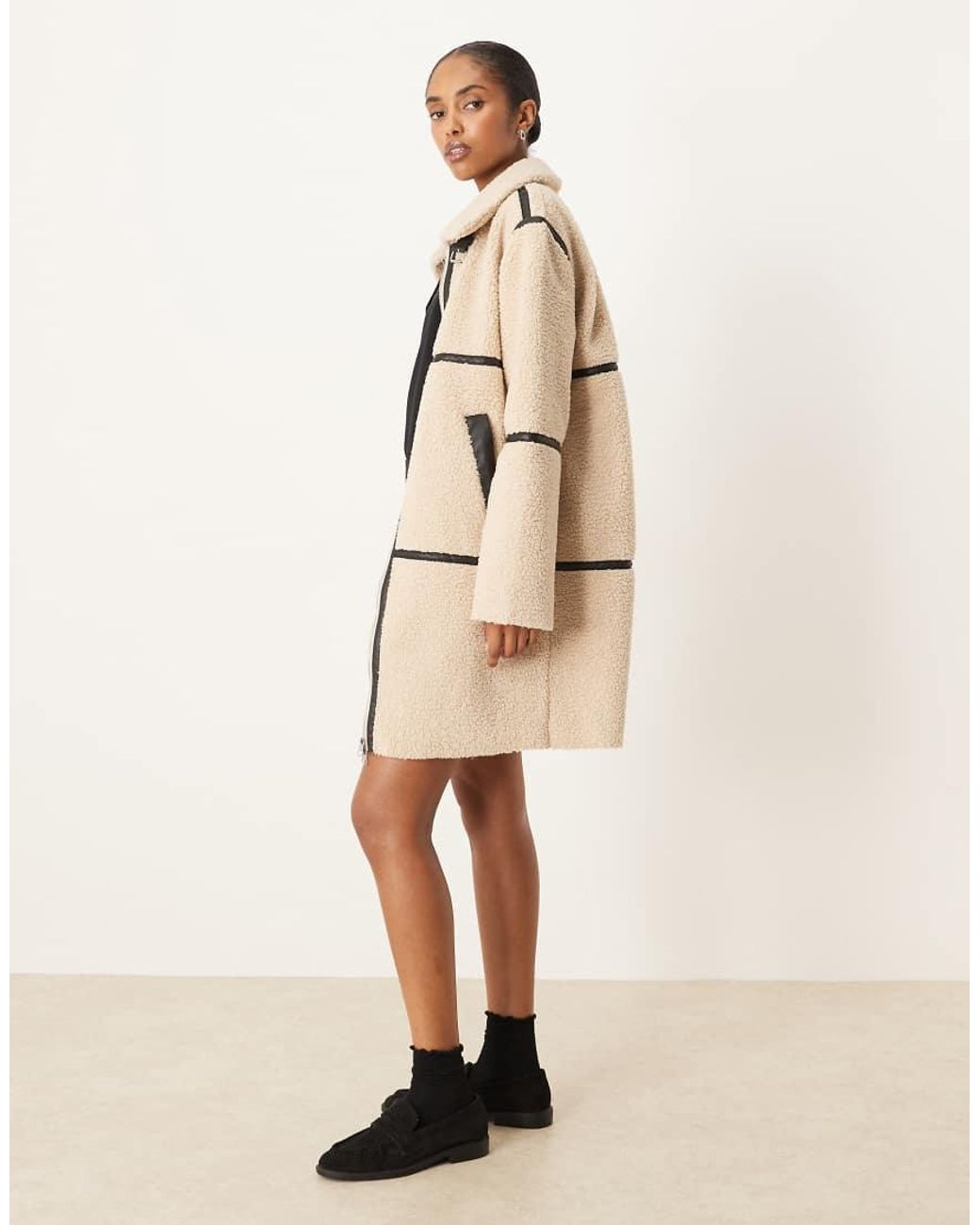 Jdy Natural Borg Contrast Piping Coat