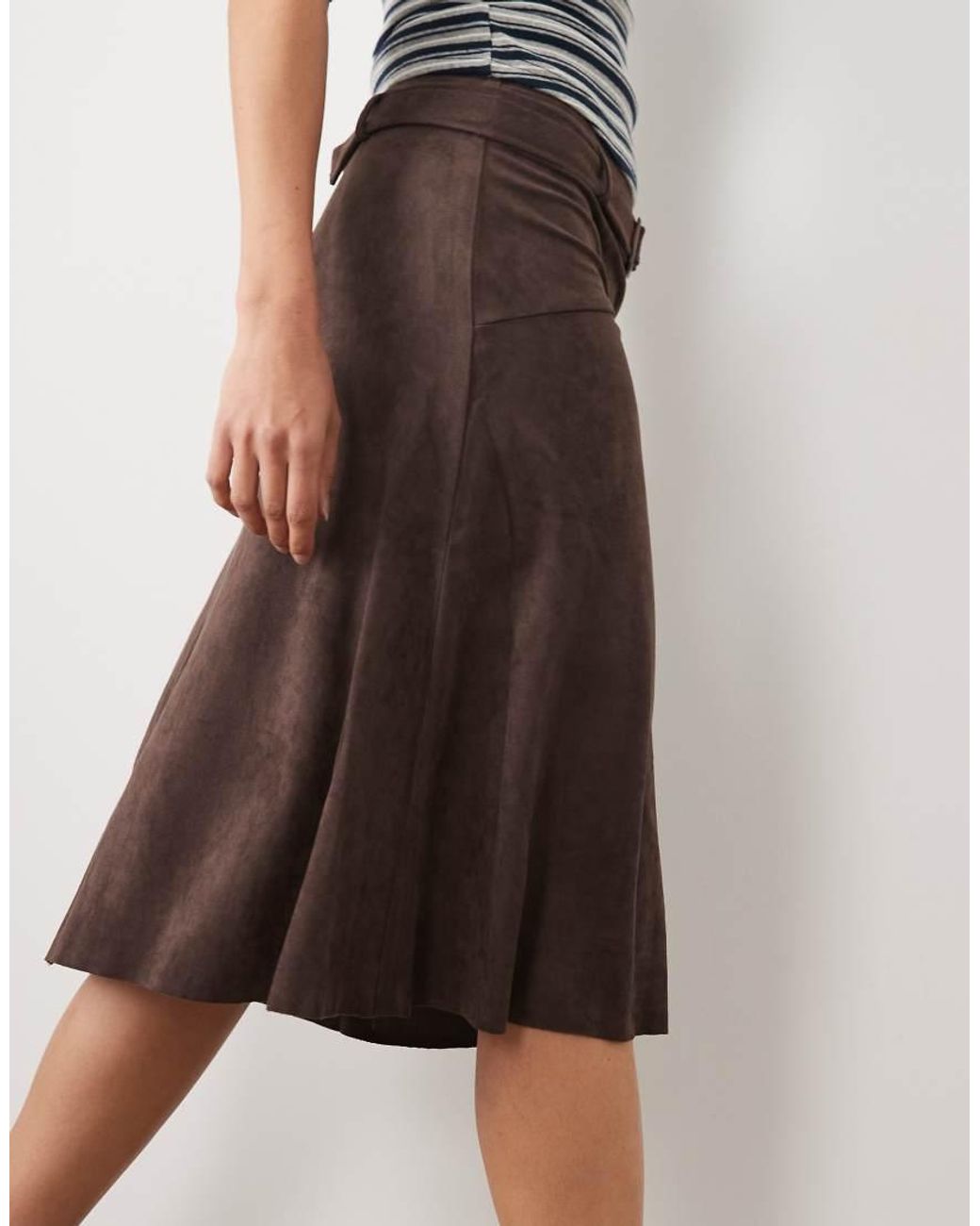 Motel Natural Suzu Faux-suede Buckle Midi Skirt
