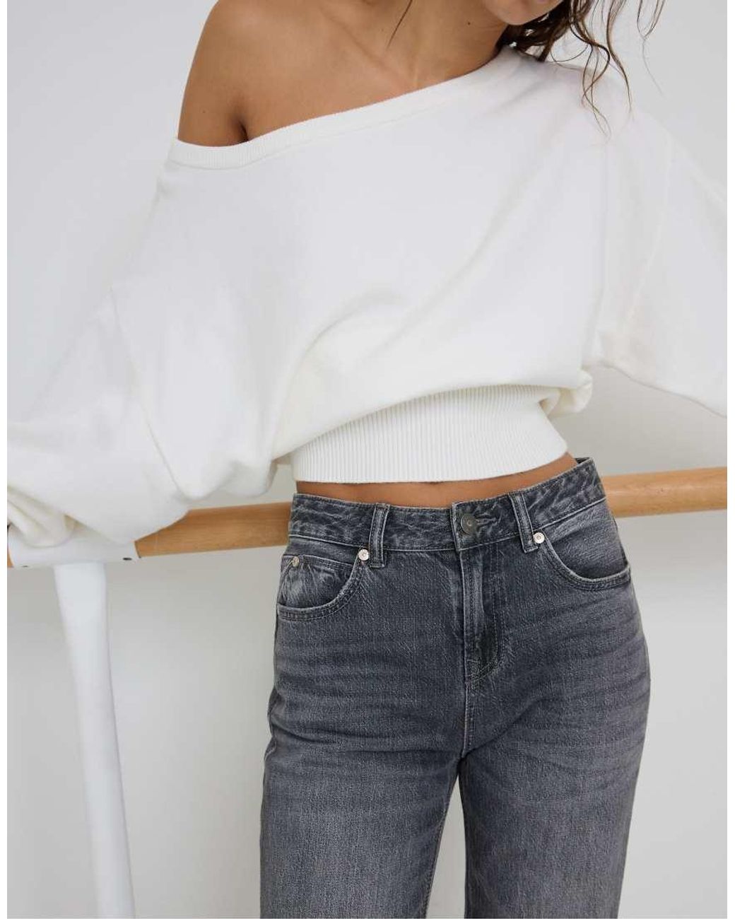 Stradivarius Gray Petite D98 Straight-Leg Vintage Effect Jeans
