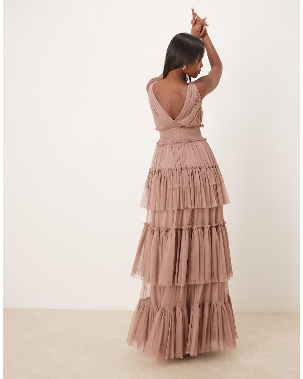 LACE & BEADS Brown Bridesmaid Tulle Sleeveless Plunge Neck Tiered Maxi Dress