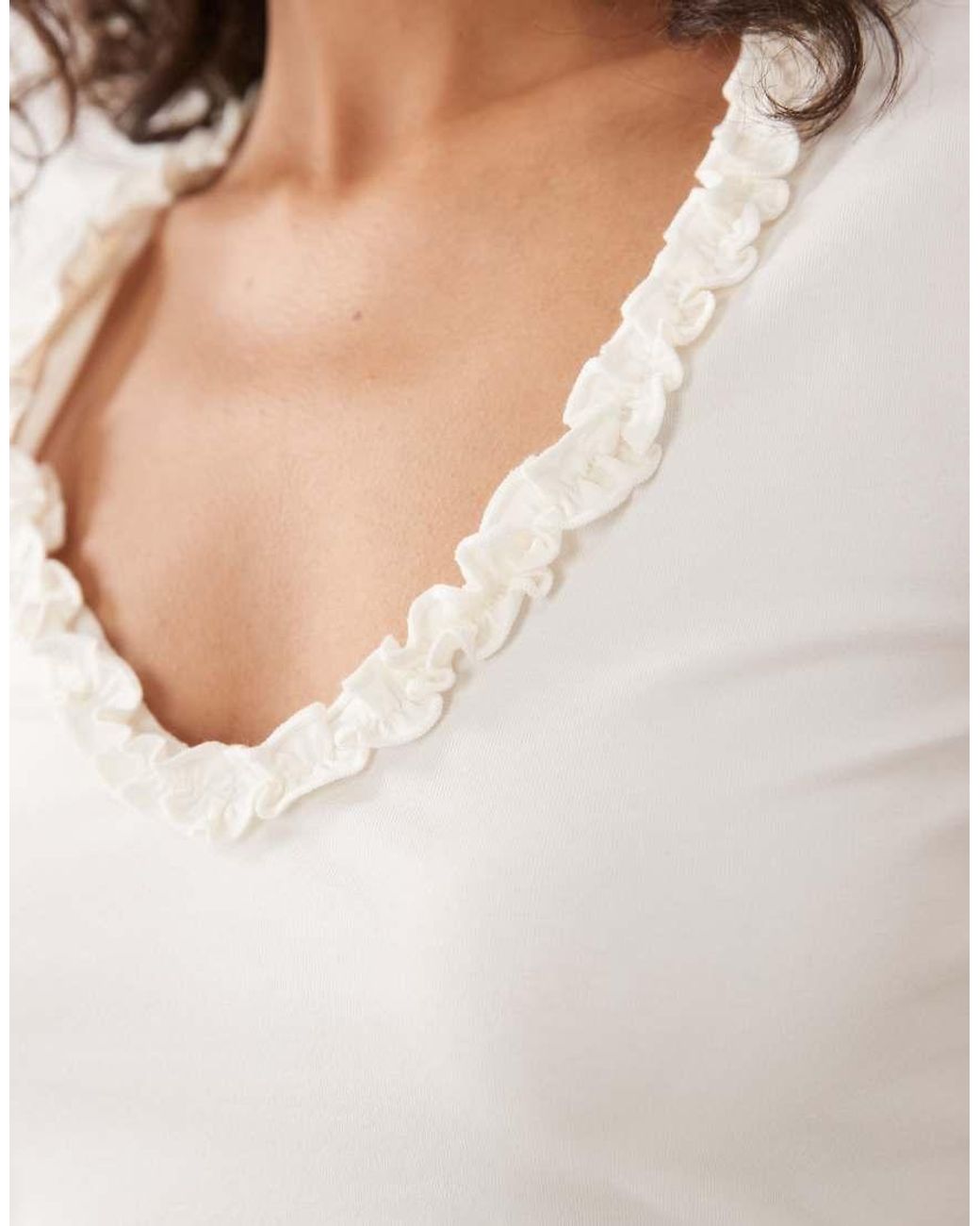 Miss Selfridge White V-front T-shirt With Ruffle Detail