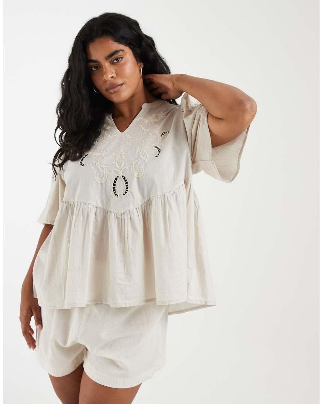 ONLY White Embroidered V-neck Blouse