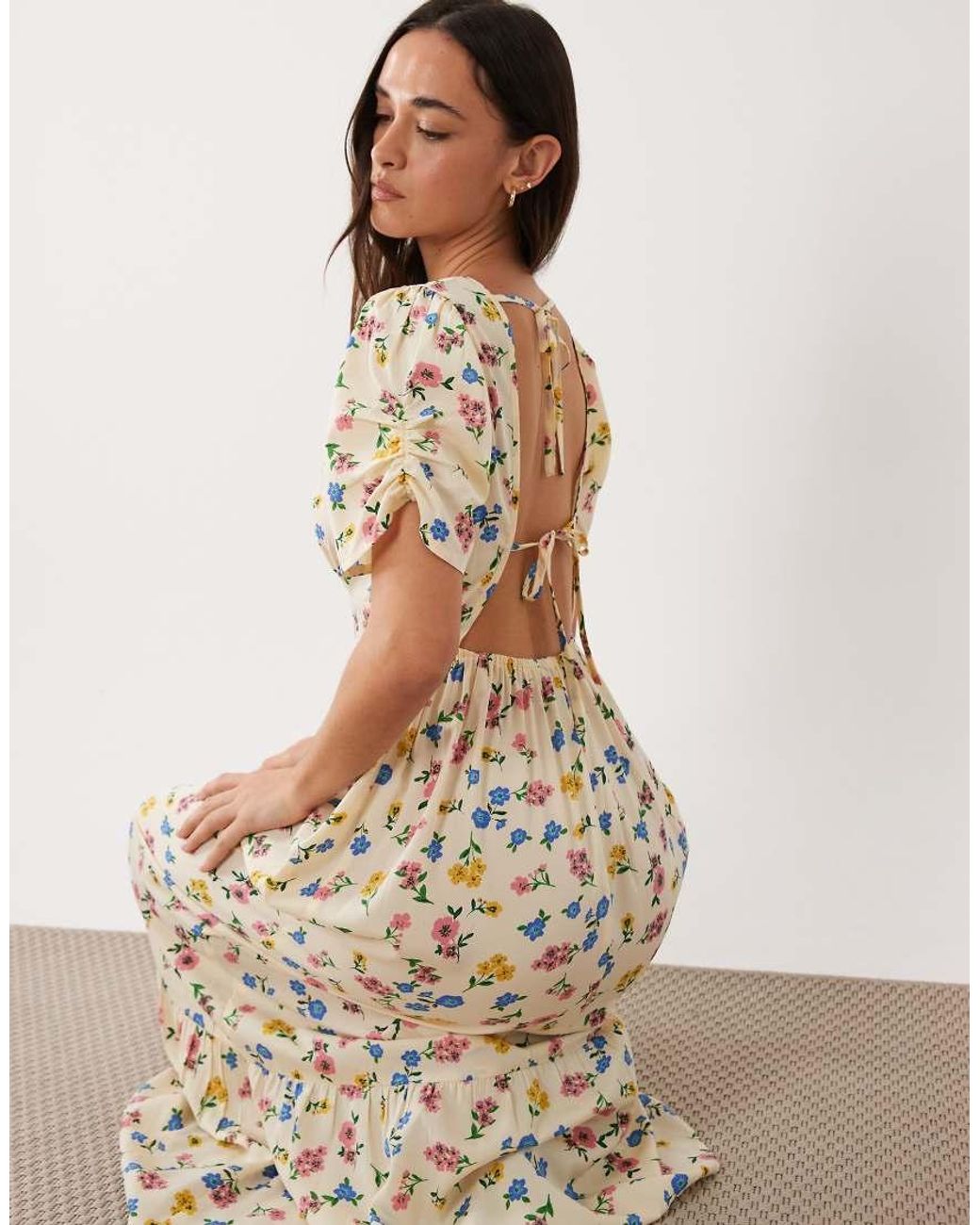 Wednesday's Girl White Short Sleeve Tie Detail Floaty Maxi Dress