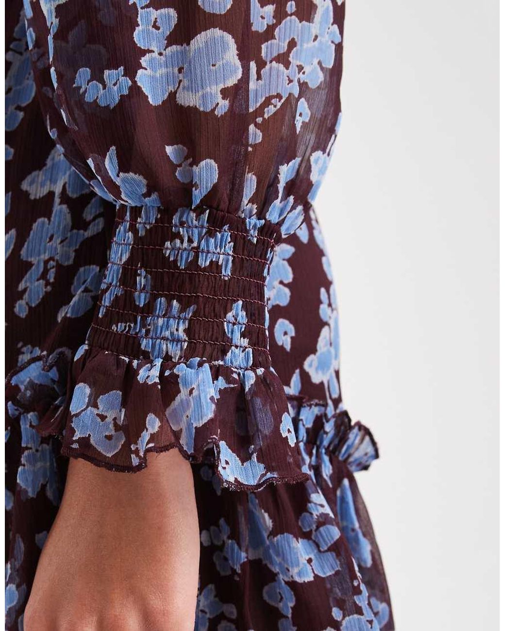 Wednesday's Girl Blue Floral Print Floaty V-Neck Mini Dress