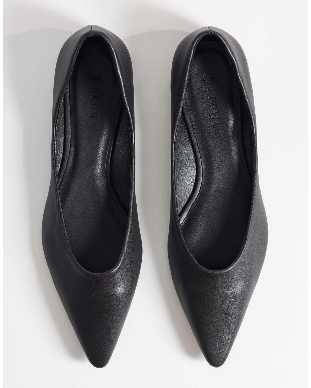 SEQWL White Scar Pointed Ballet Flats