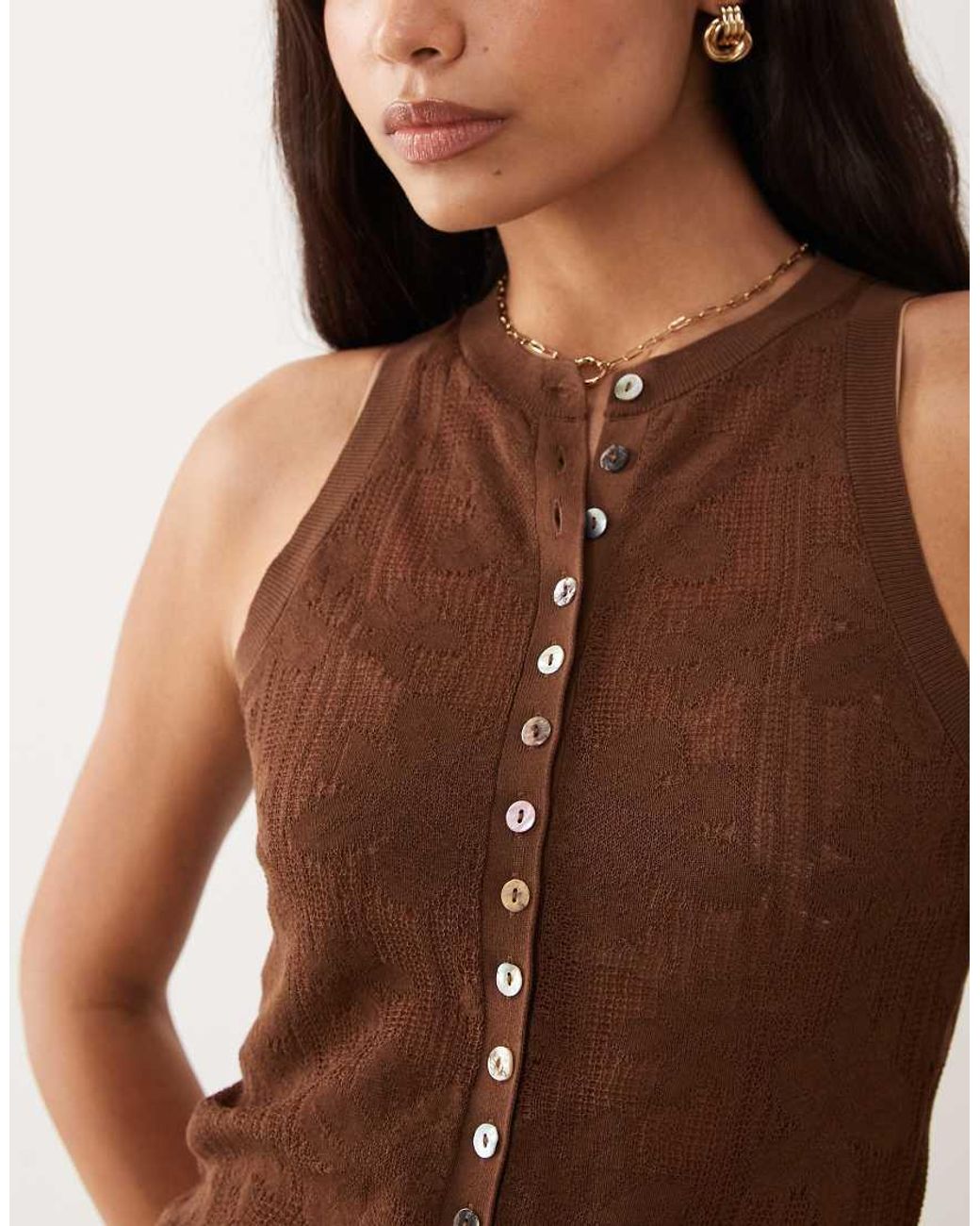 Isla Muse Assembly de color Brown