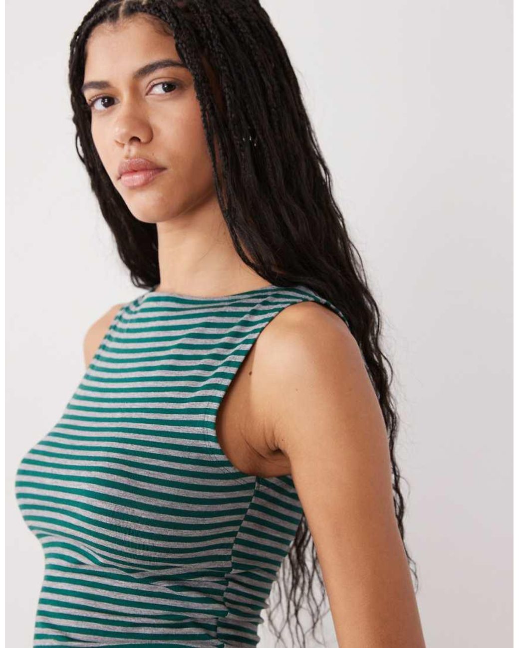 Annie di Weekday in Blue