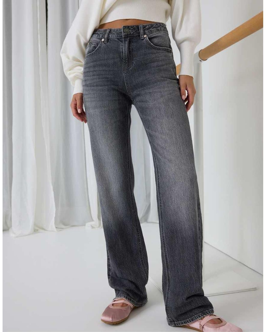Stradivarius Gray Petite D98 Straight-Leg Vintage Effect Jeans