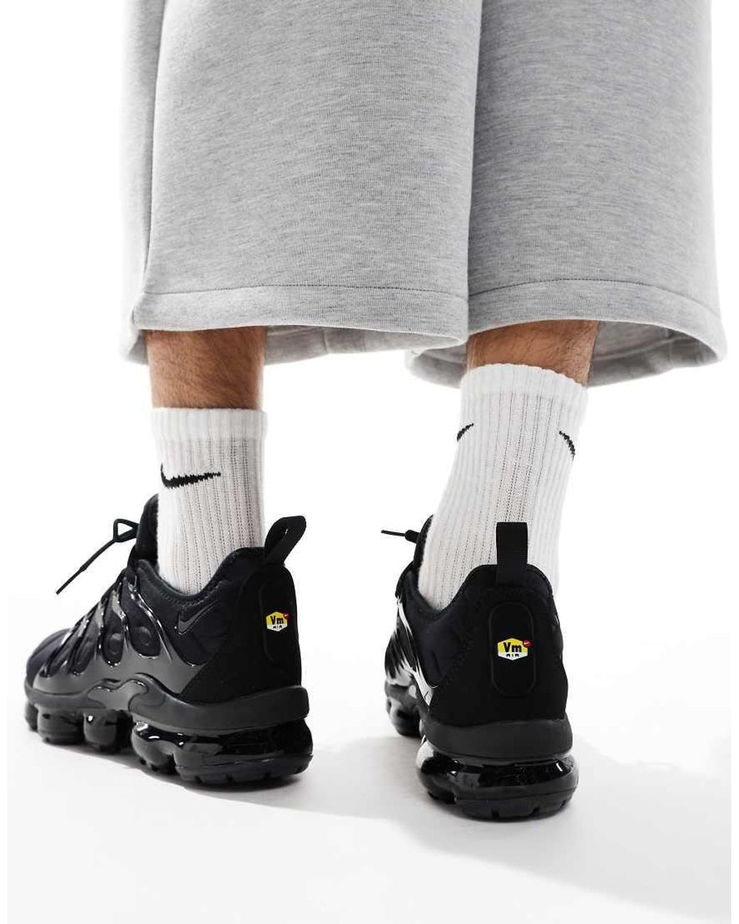 asos nike vapormax plus