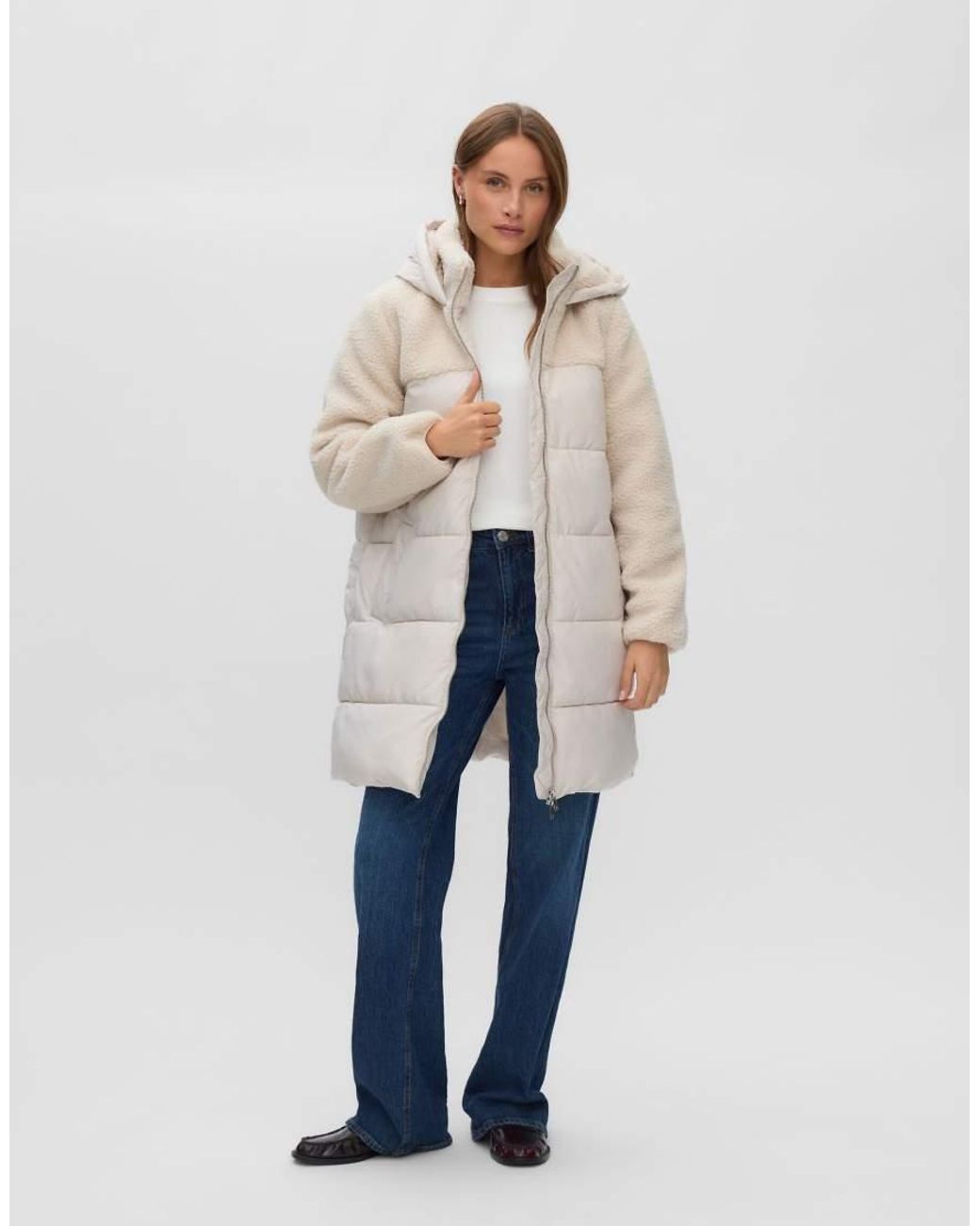 Vero Moda Holly Gewatteerde Hoogsluitende Jas in het Blue