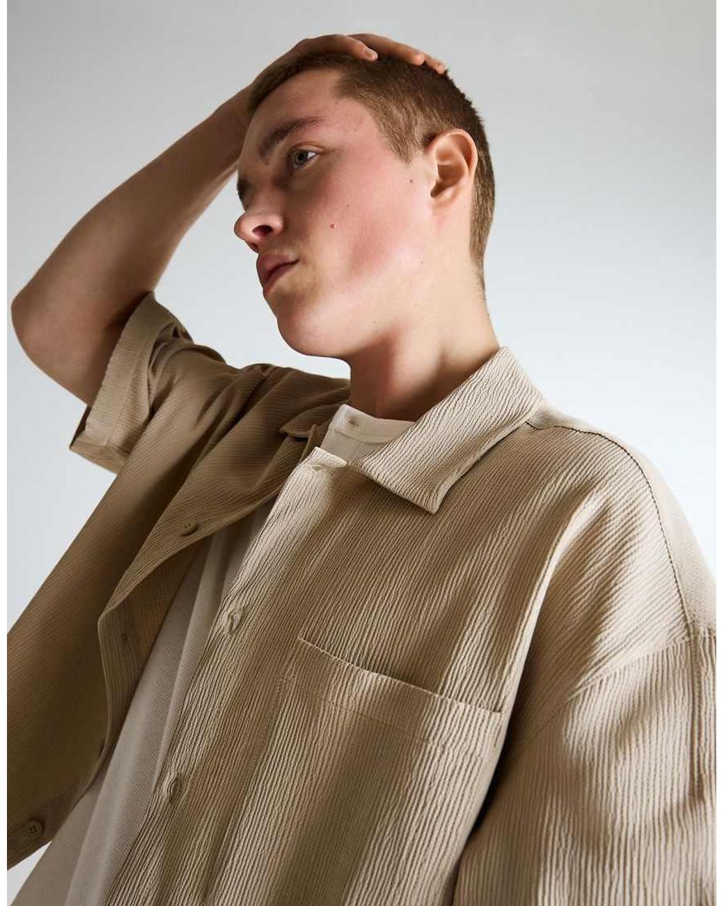 Bershka Natural Pleated Short Sleeve Boxy Shirt for men
