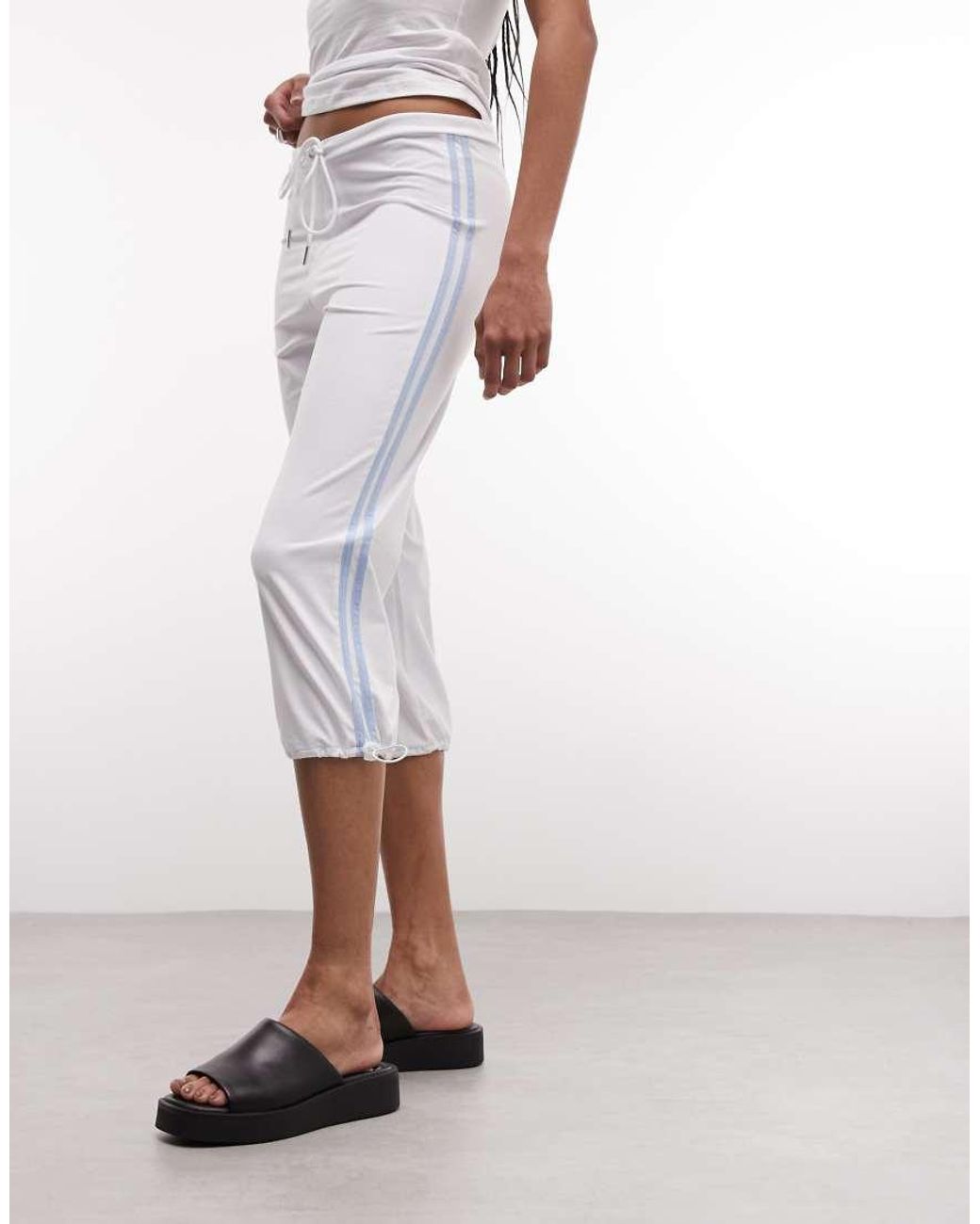 Collusion Metallic Sporty Low Rise Trackpant Capris