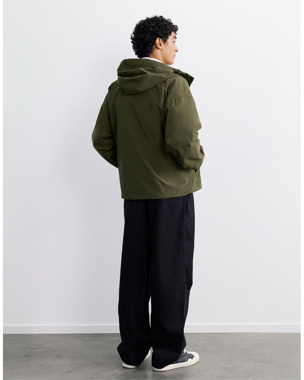 Pull&Bear Green Lightweight Hooded Raincoat for men