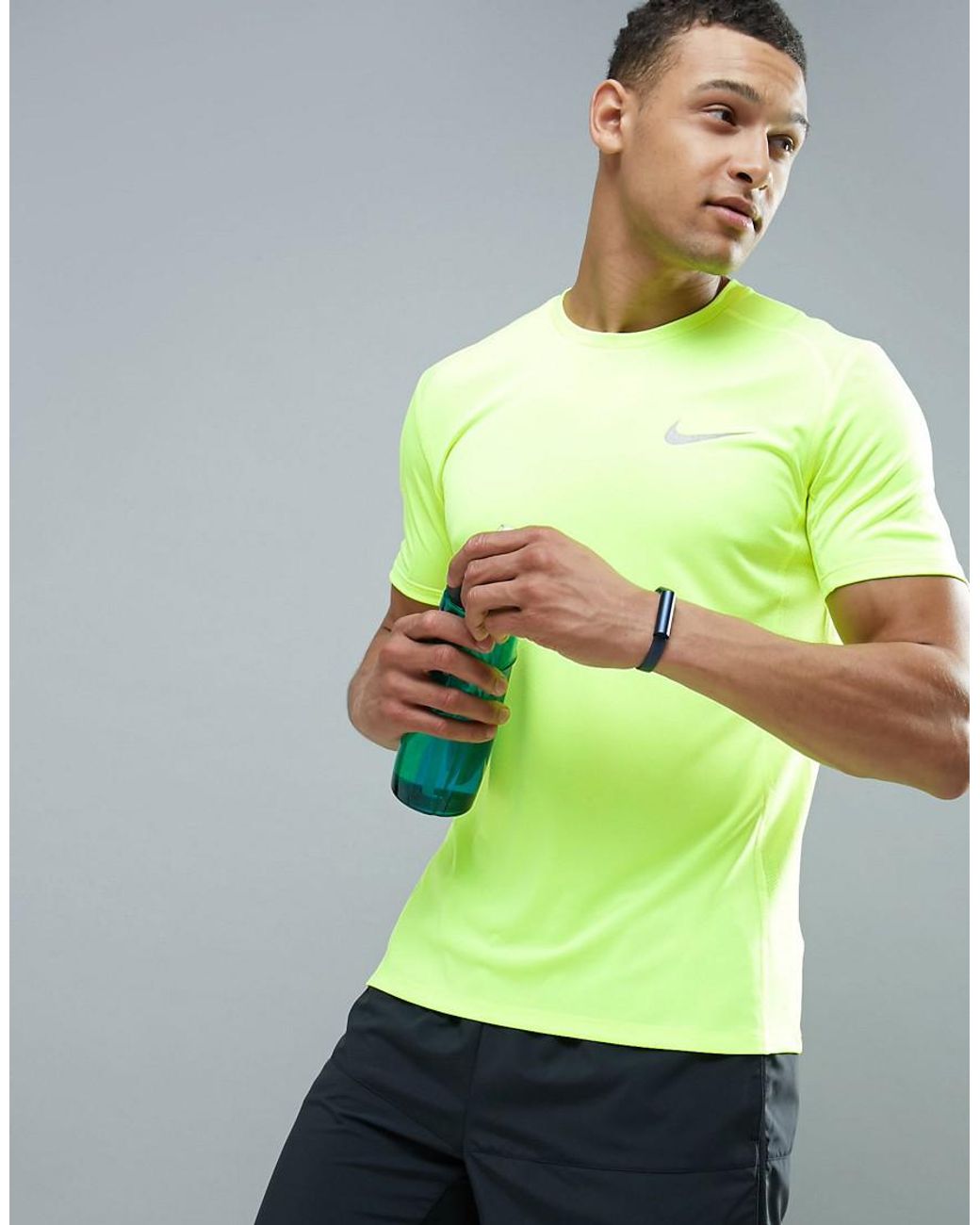Nike Synthetic Dri-fit Miler T-shirt In Volt 833591-702 in Yellow for Men |  Lyst UK