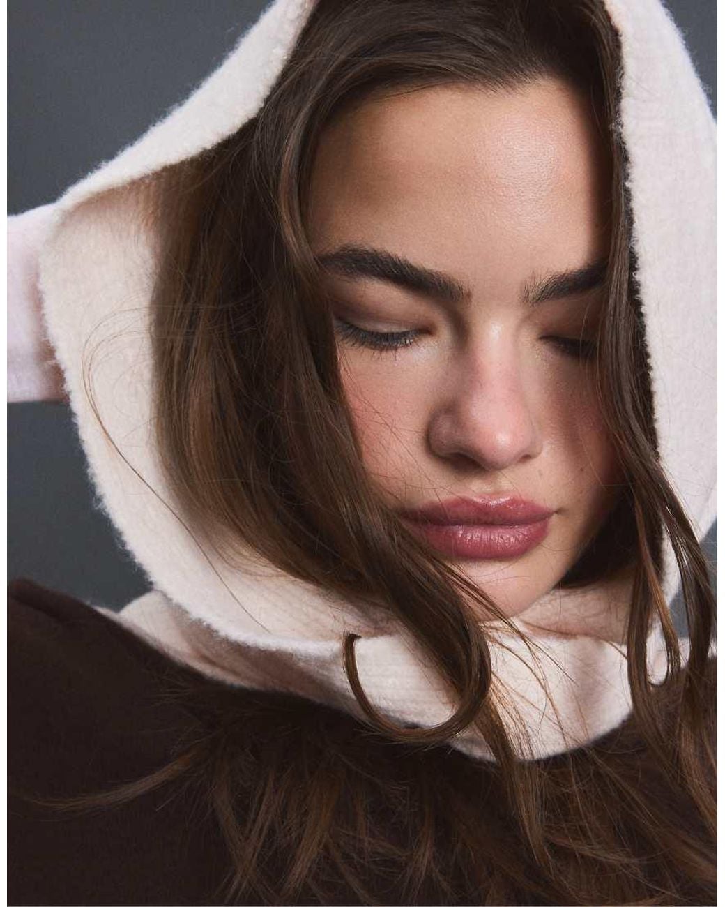 Stradivarius White Balaclava Scarf