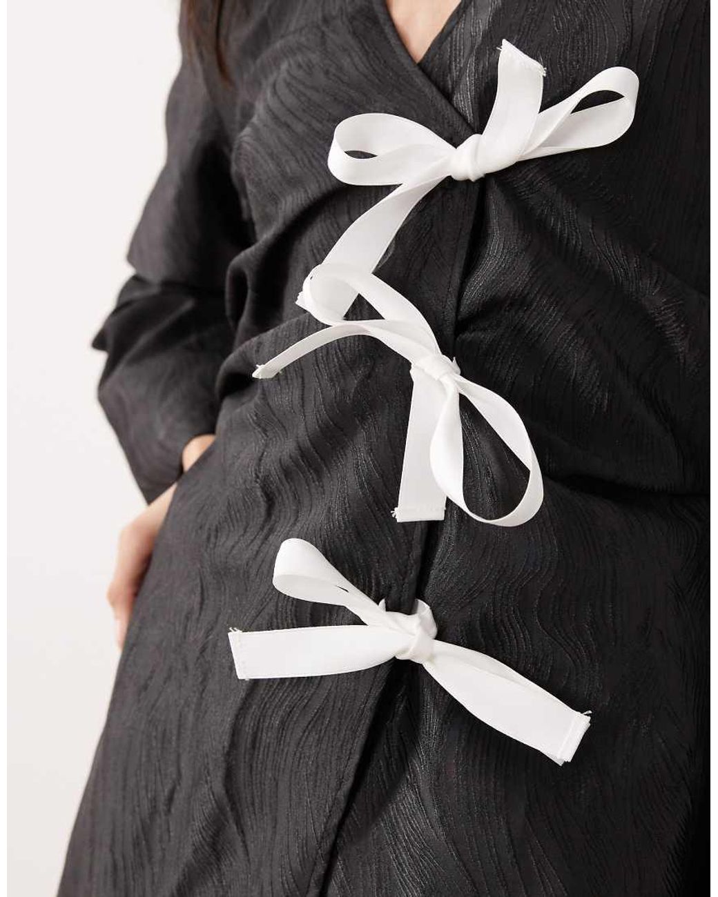 Ghospell Black Contrast Bow Wrap Mini Dress